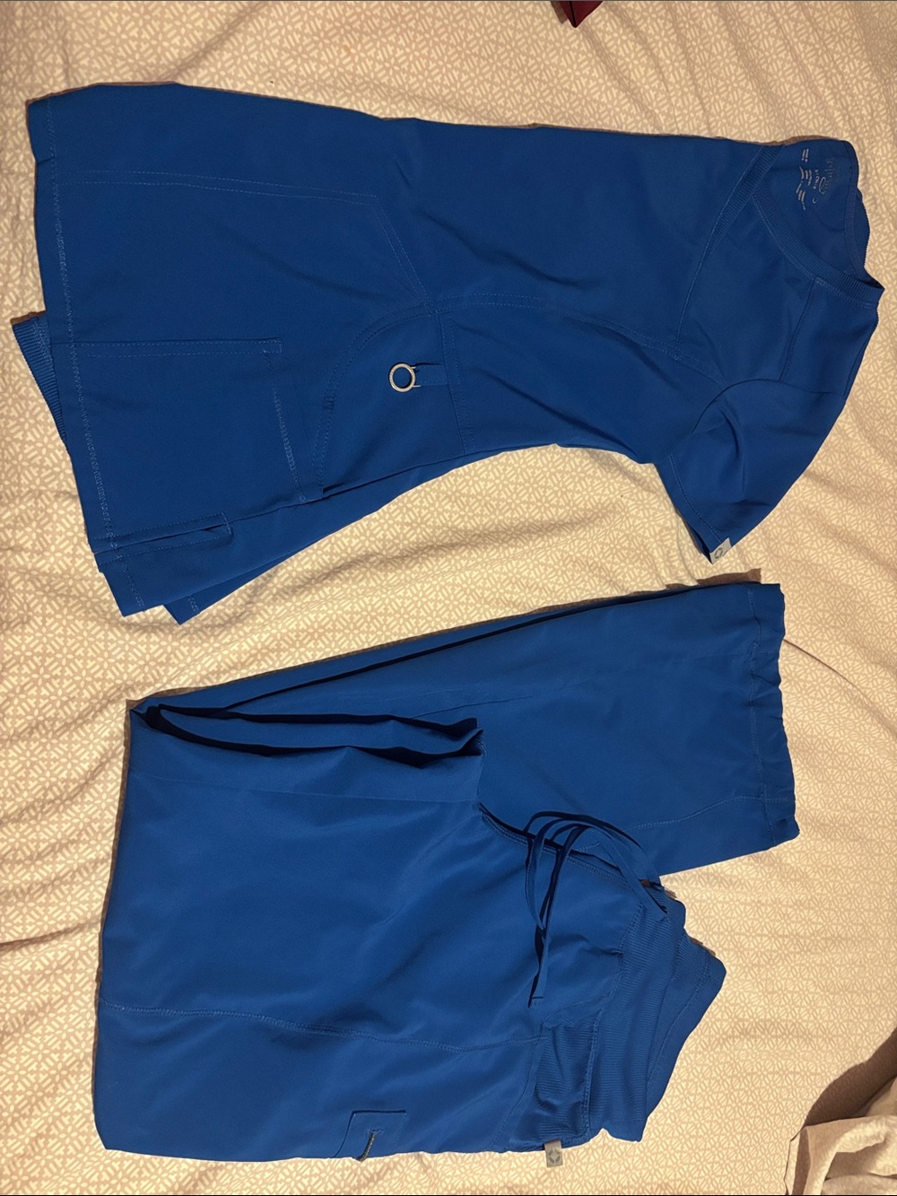 Cherokee infinity scrub set